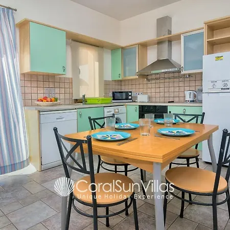 Apollon Harmony Villa, By Coral Sun Villa Coral Bay