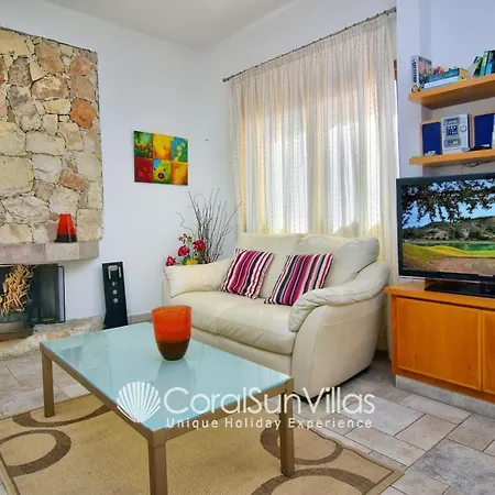 Apollon Harmony Villa, By Coral Sun Villa Coral Bay