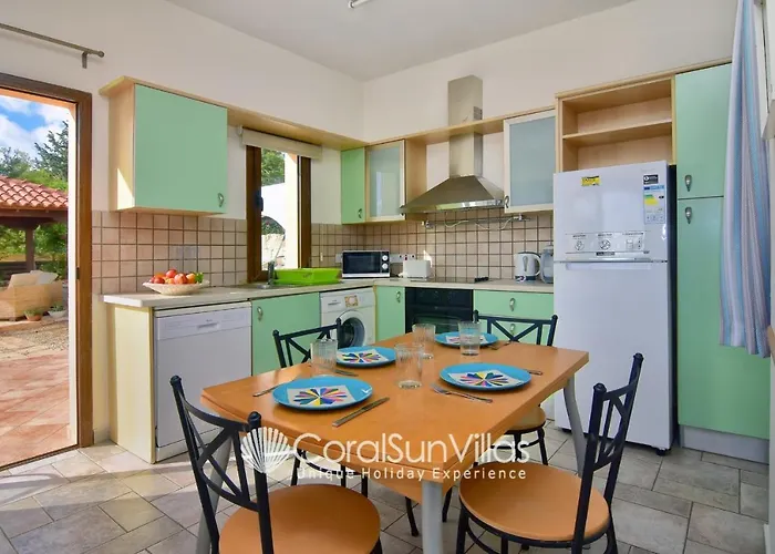 Apollon Harmony Villa, By Coral Sun 别墅 *