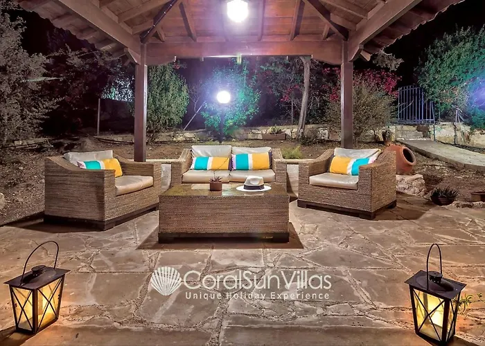 Apollon Harmony Villa, By Coral Sun 别墅 *